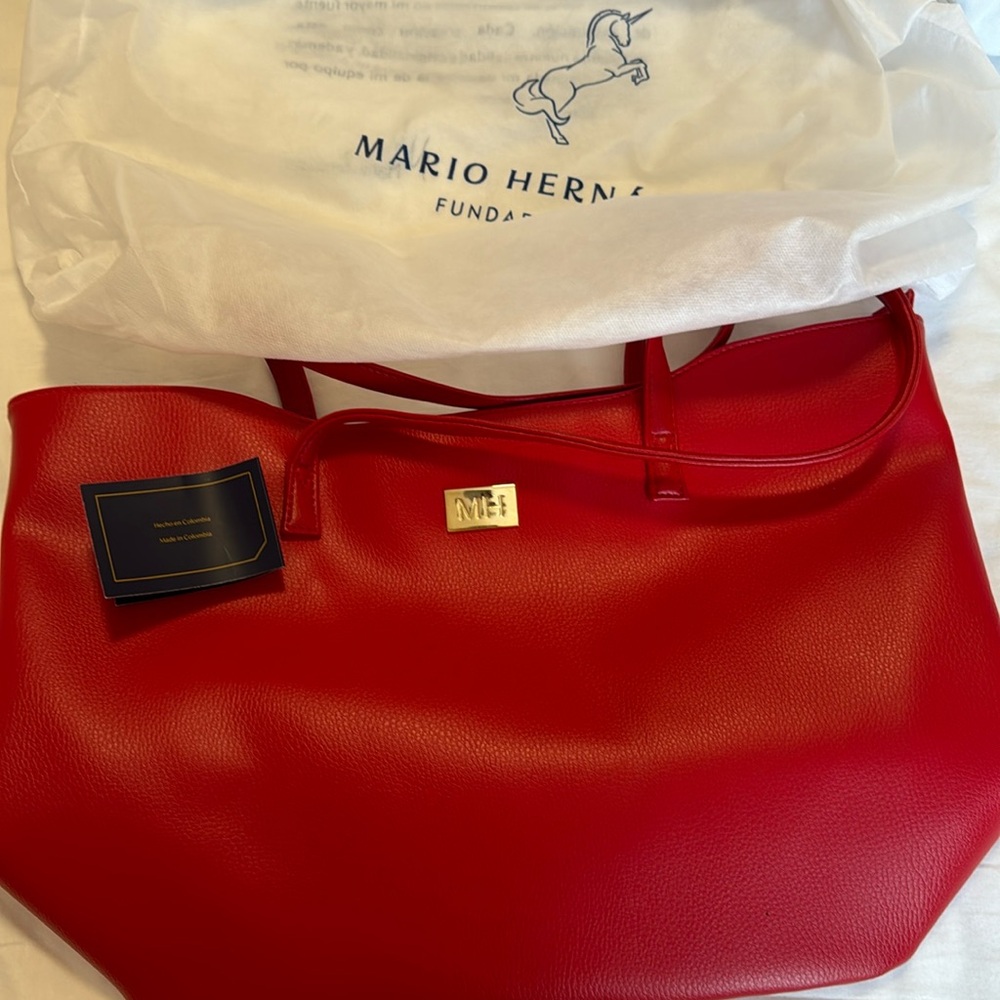Mario Hernández tote bag